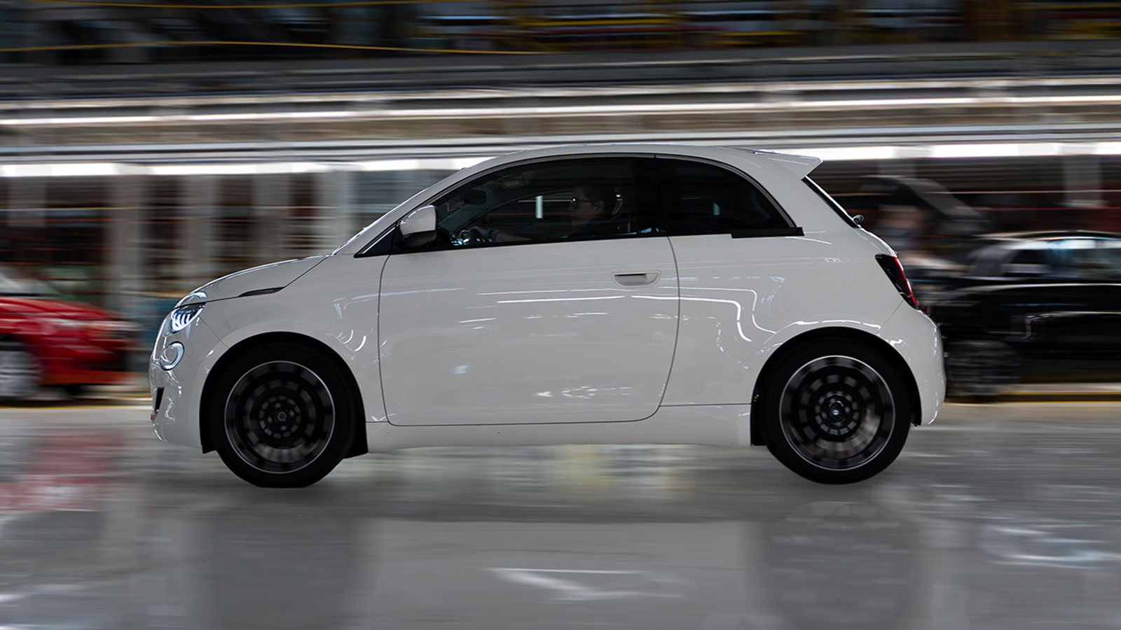 Νέο Fiat 500 Hybrid: Ντιζάιν από το ηλεκτρικό 500e & χειροκίνητο 6άρι κιβώτιο