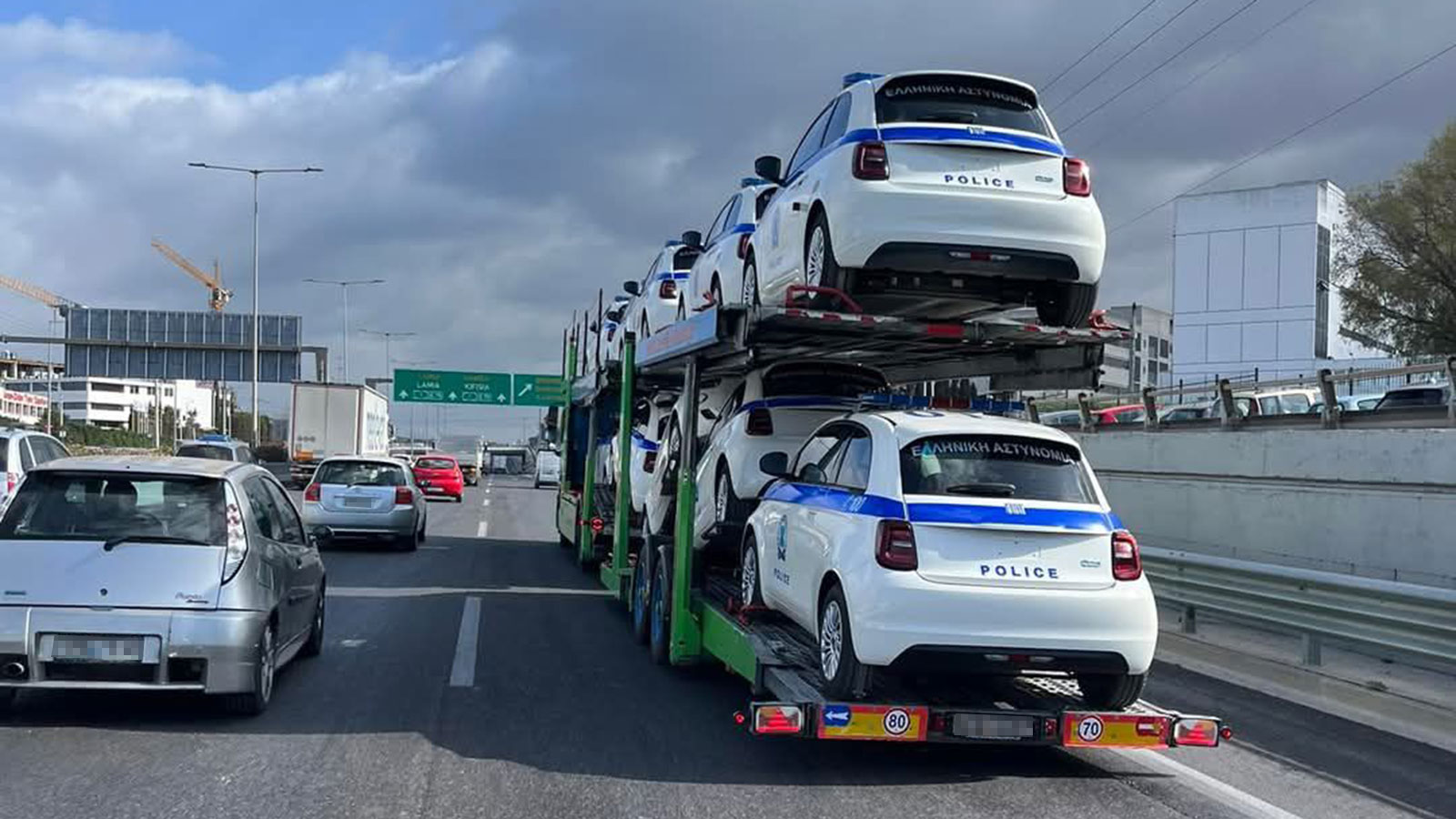 Νέα περιπολικά Fiat 500e: Ηλεκτρικά μίνι με αυτονομία 300+ χλμ. στην πόλη | autotriti.gr