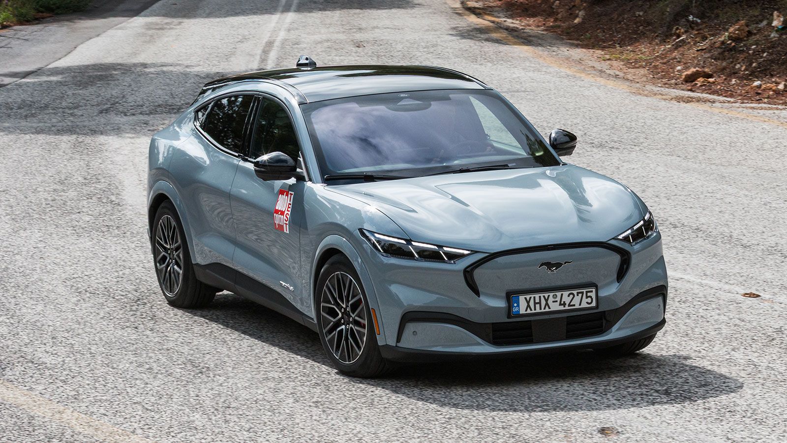 Μπροστινή φωτογραφία Ford Mustang Mach-E