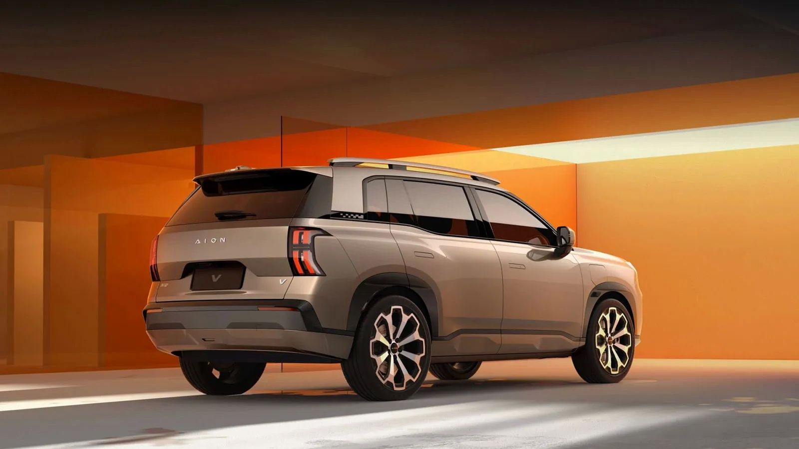 Στην Ελλάδα η GAC Aion: Οι τιμές και οι εκδόσεις του 1ου μοντέλου της