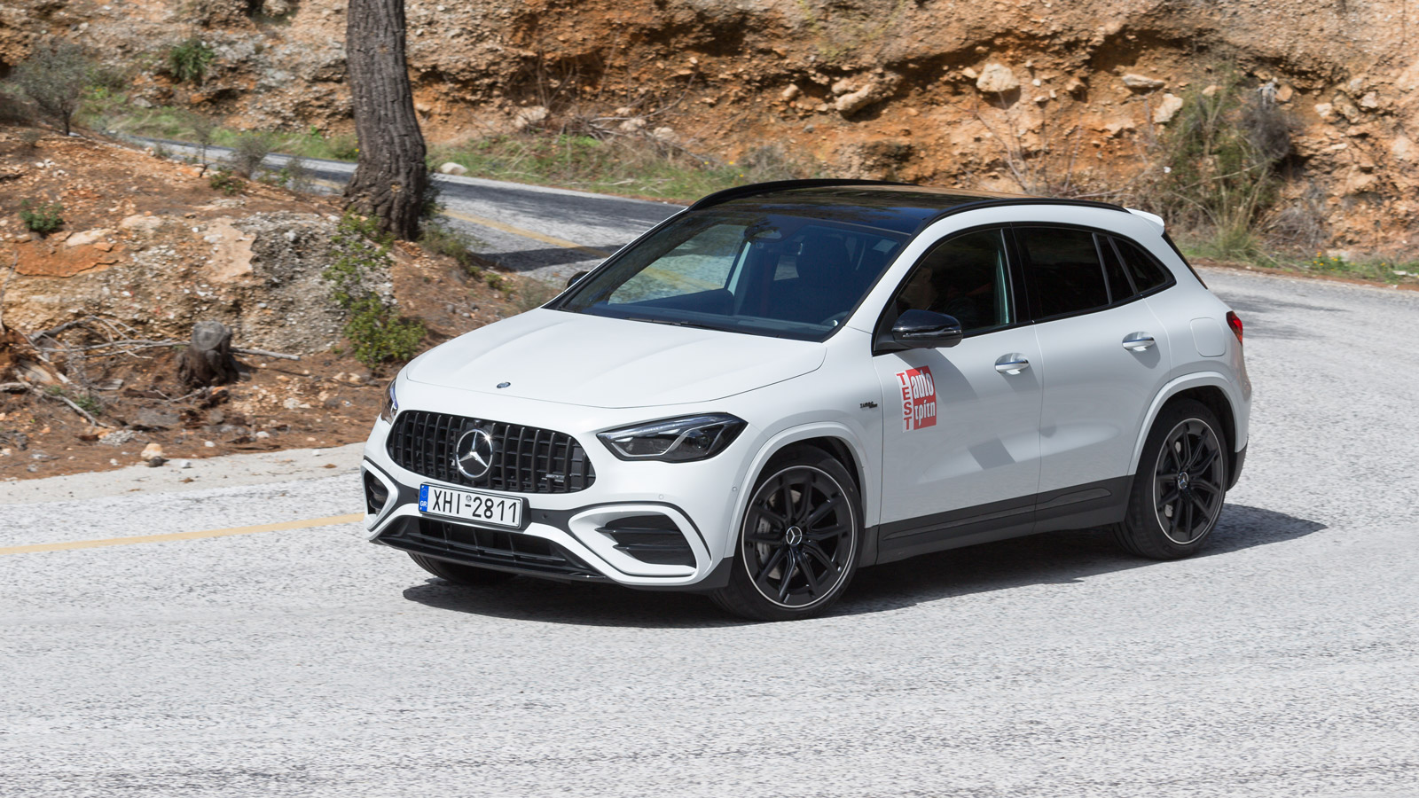 Μercedes GLA: Οι εκδόσεις του premium SUV της Mercedes-Benz