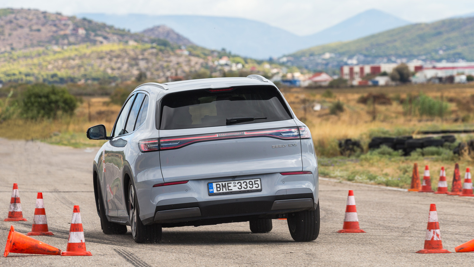 Elk test στο Geely EX5 -Αποτελεσματικό και με άνετη ανάρτηση