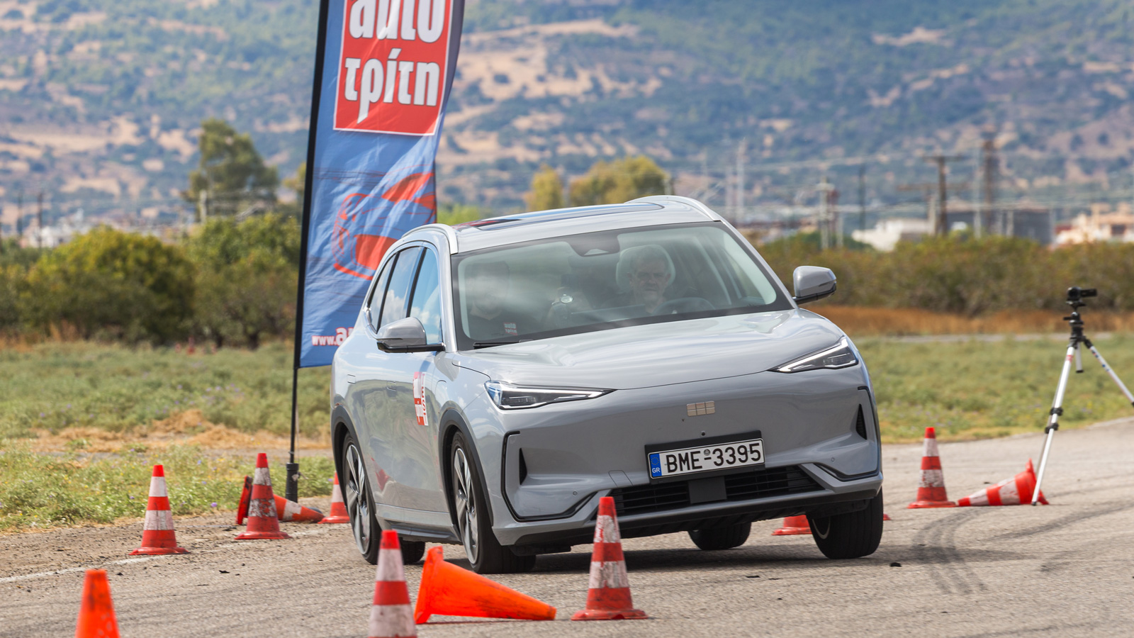 Elk test στο Geely EX5 -Αποτελεσματικό & με άνετη ανάρτηση (+Video)
