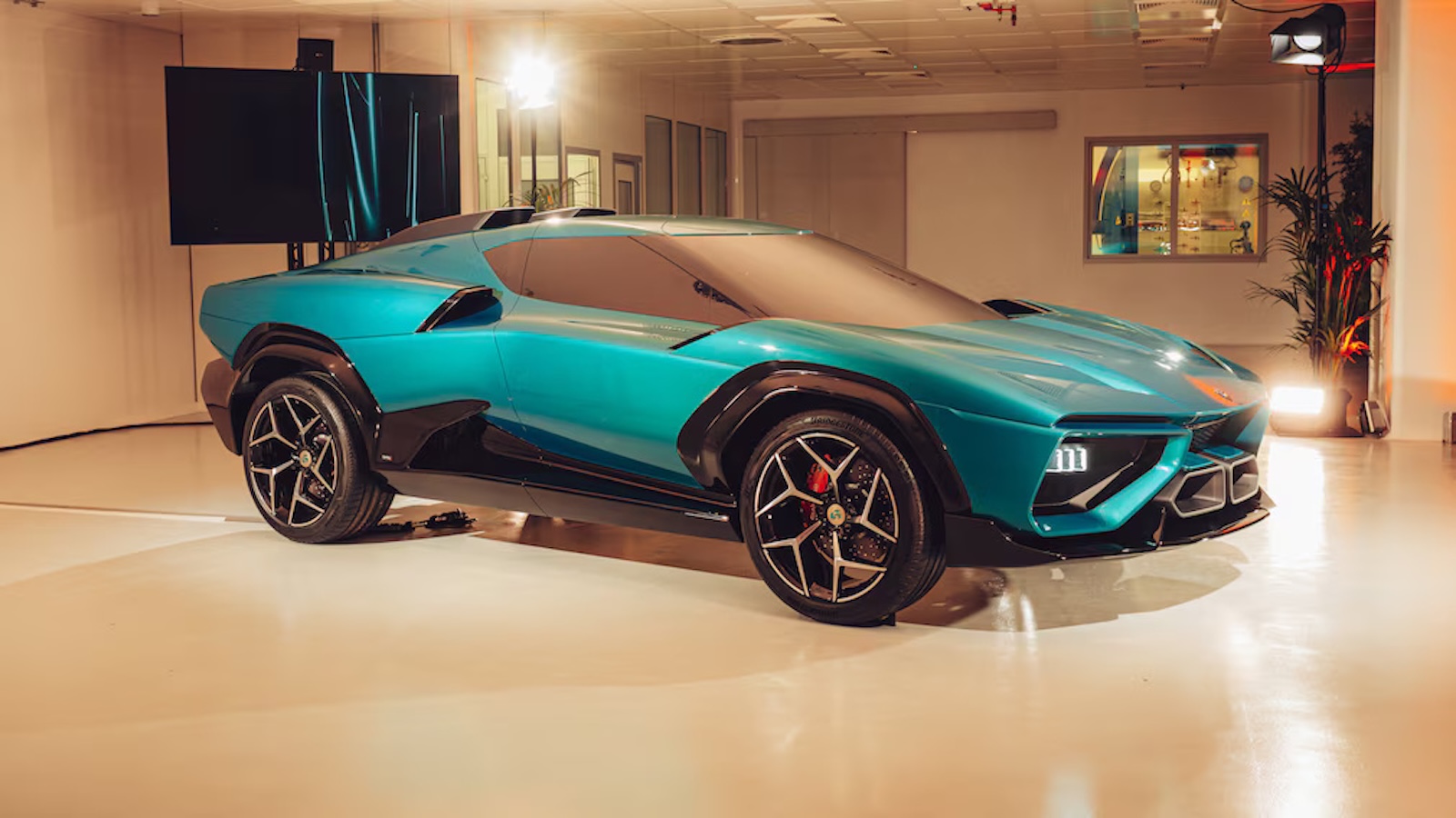 Giamaro Albor: Το «παράλογο» hypercar των 2000 ίππων με έμπνευση από τον Άρη!