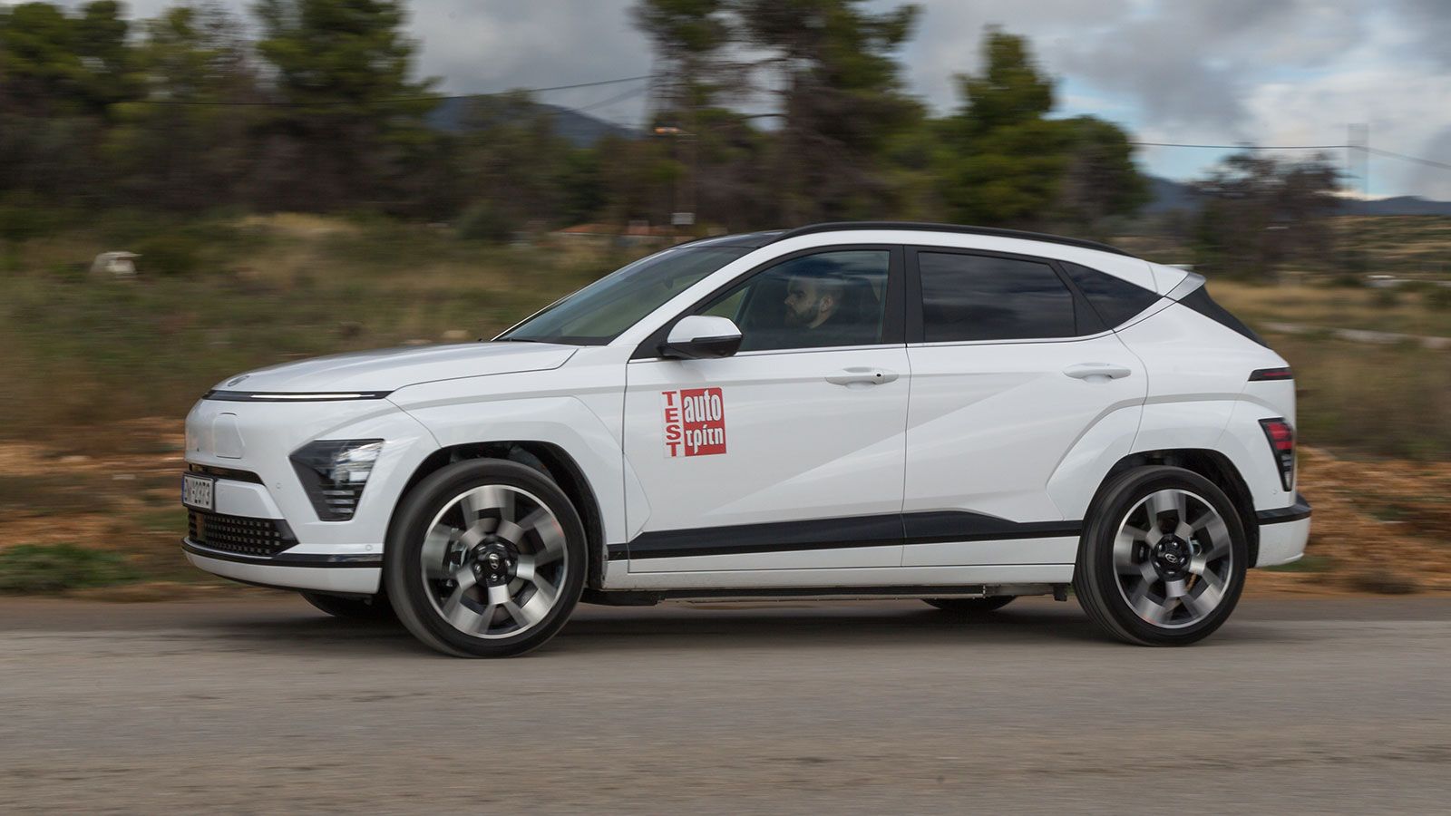 Hyundai Kona φωτογραφία πλαινή