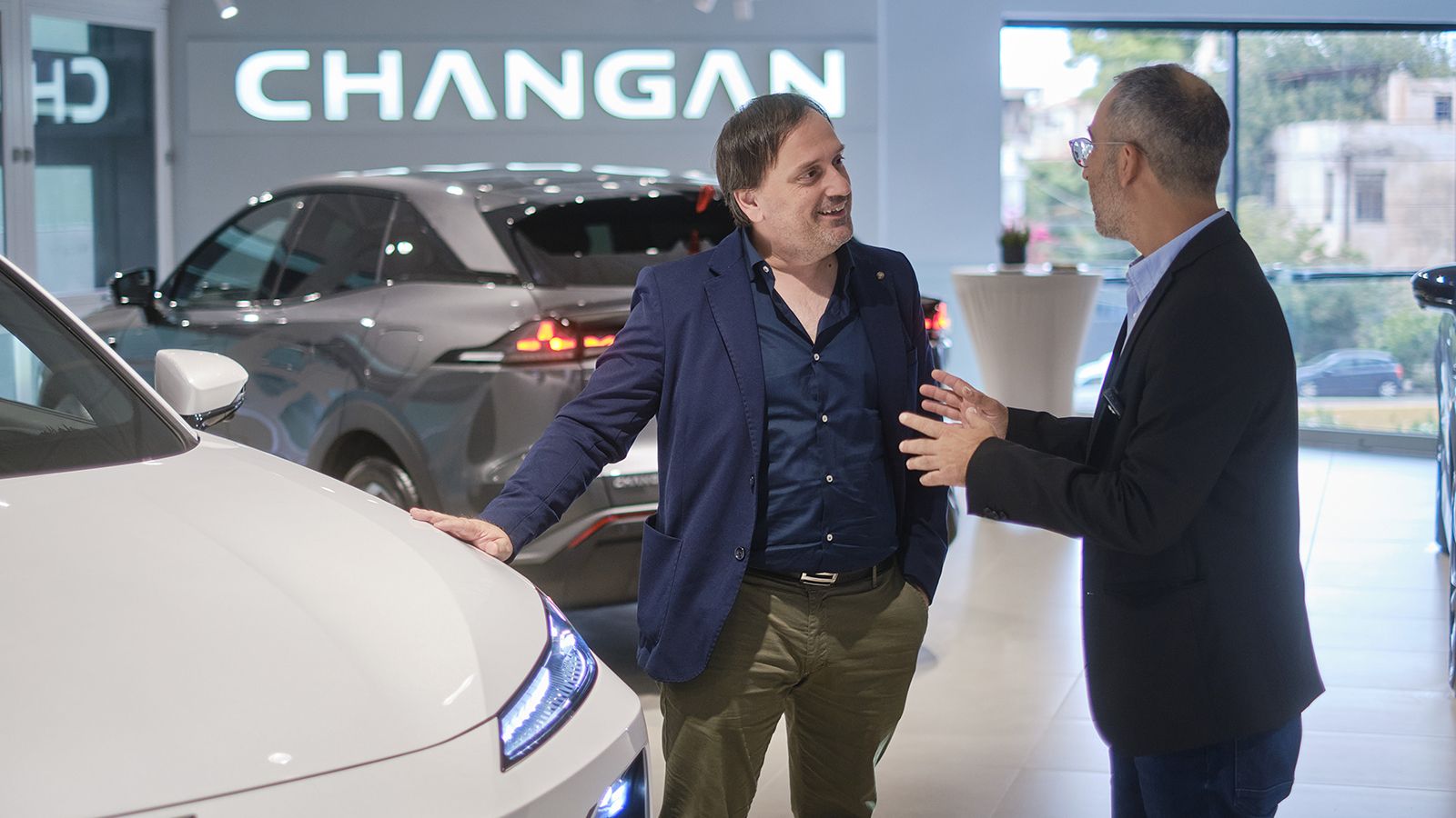 Ο Γιώργος Κούκος, Υπεύθυνος Σχεδίασης της Changan, μας αποκαλύπτει τα μυστικά της σχεδίασης του Deepal S07.