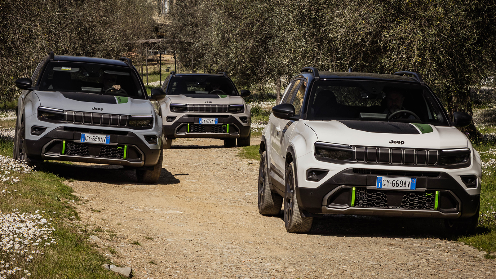 Jeep Avenger: Τετρακίνητο, σε βενζίνη, ήπια υβριδικό & ηλεκτρικό