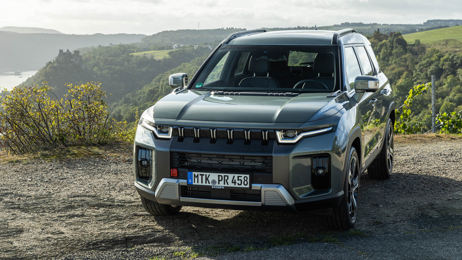 Οδηγούμε KGM Torres Hybrid - Full υβριδική SUV-άρα με λίγα λεφτά