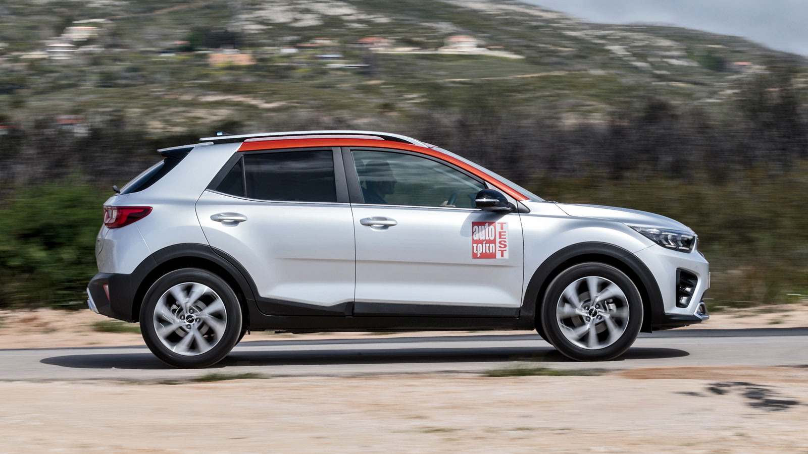 Ο κινητήρας του Stonic είναι πολιτισμένος και ικανός προσφέροντας καλές επιδόσεις και χαμηλές τιμές κατανάλωσης. 