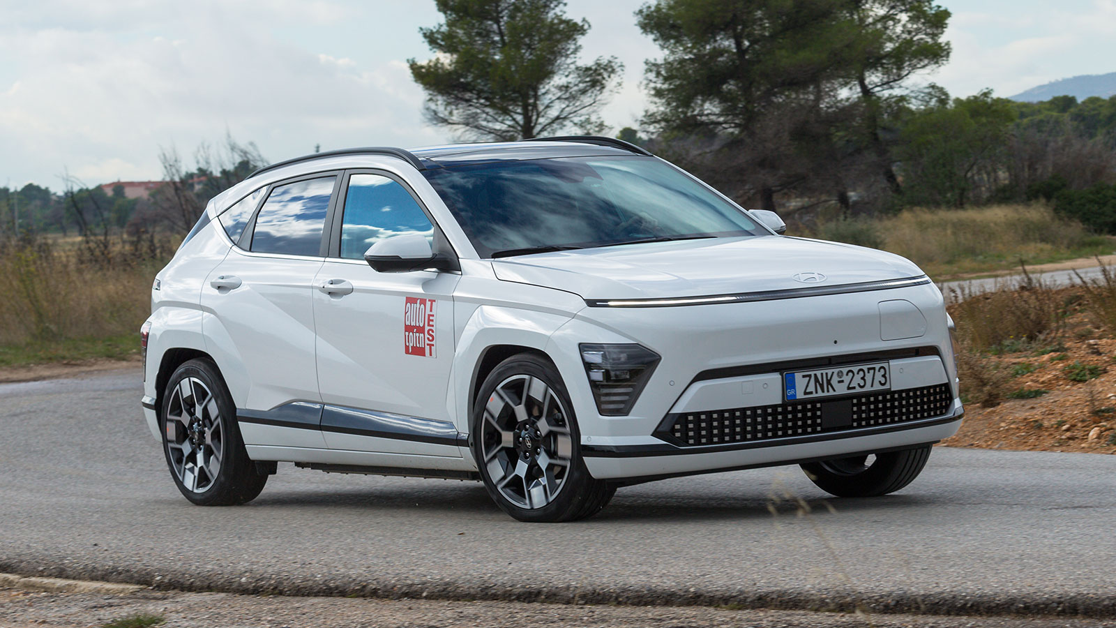 Το νέο Hyundai Kona Electric ξεχωρίζει μεταξύ άλλων και για τα εξαιρετικά χαμηλά επίπεδα θορύβου που παράγει. 