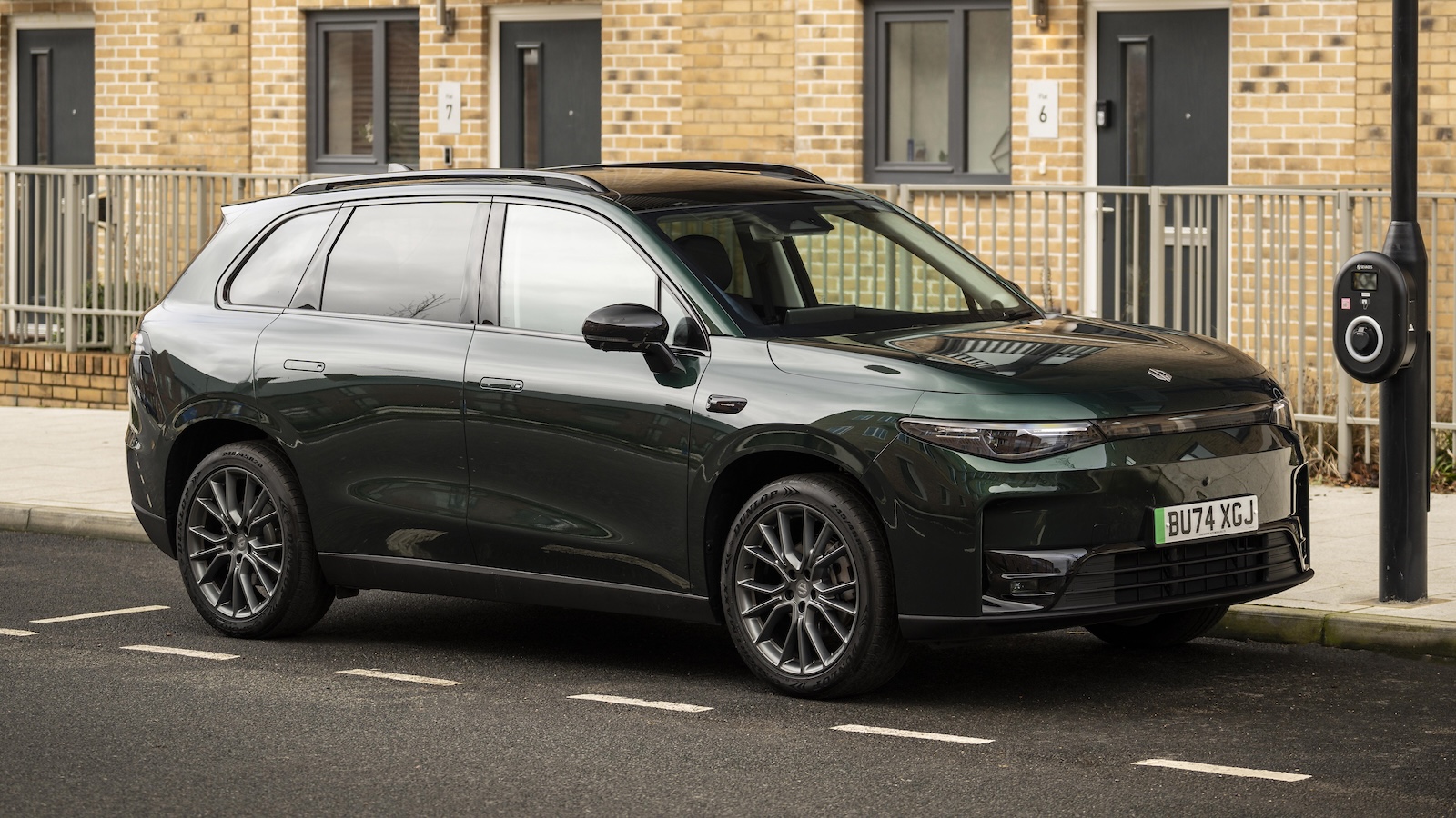 Leapmotor C10 AWD: 598 ίπποι, φόρτιση σε 22' και παγκόσμιο ντεμπούτο στη Ζυρίχη