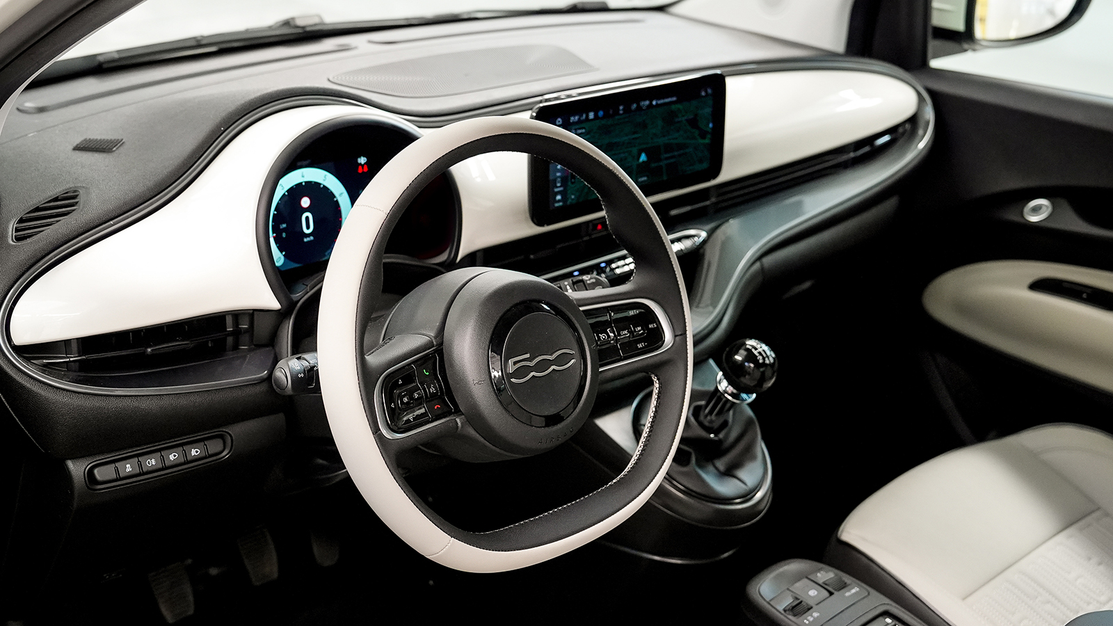 Ξεκινάει το Νοέμβριο η παραγωγή του νέου Fiat 500 Hybrid