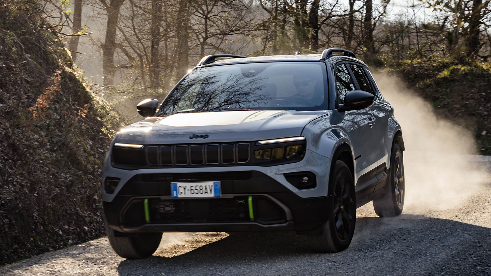 Οδηγούμε στην Ιταλία το τετρακίνητο Jeep Avenger 4xe 