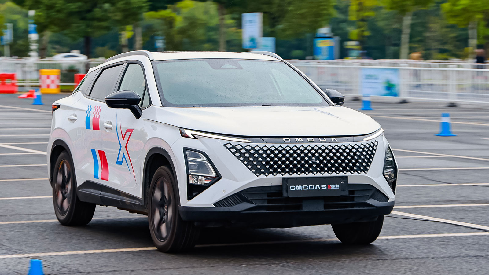 Omoda 5