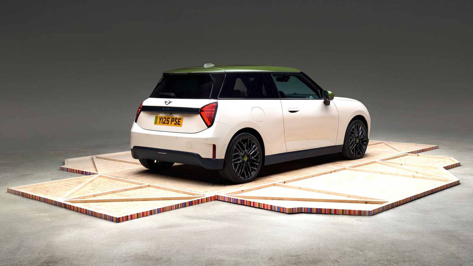 MINI Paul Smith Edition: Κλασικό βρετανικό στυλ με σύγχρονη υπογραφή