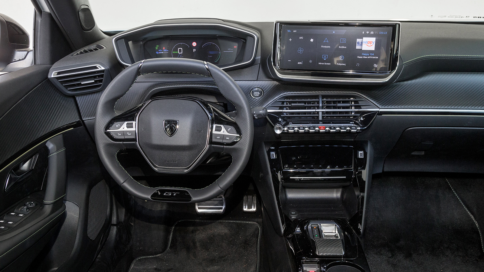 Peugeot 2008: Ποια είναι η καλύτερη έκδοση εξοπλισμού του best-seller του 2025;