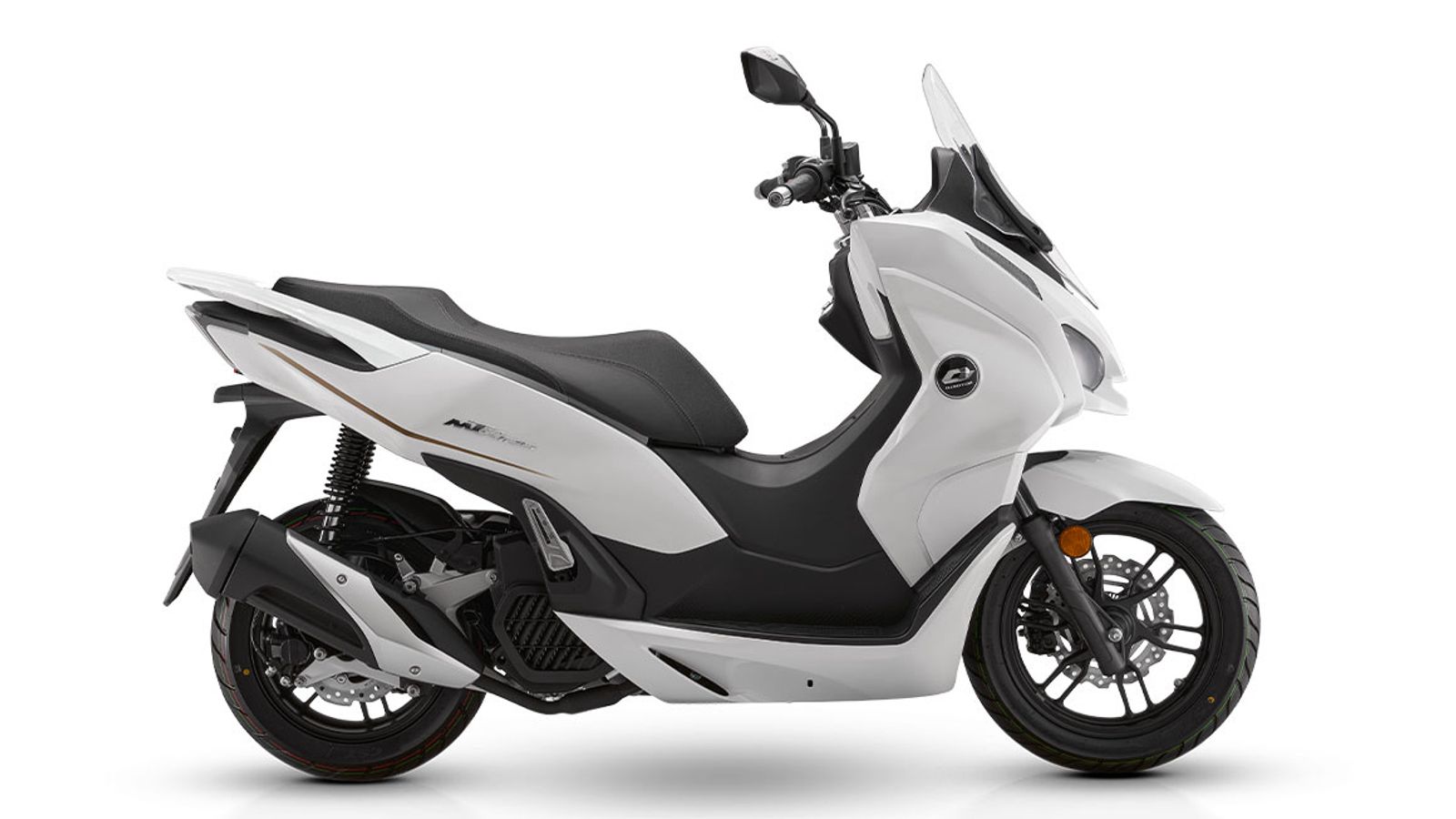 Το scooter σε λευκό χρώμα

