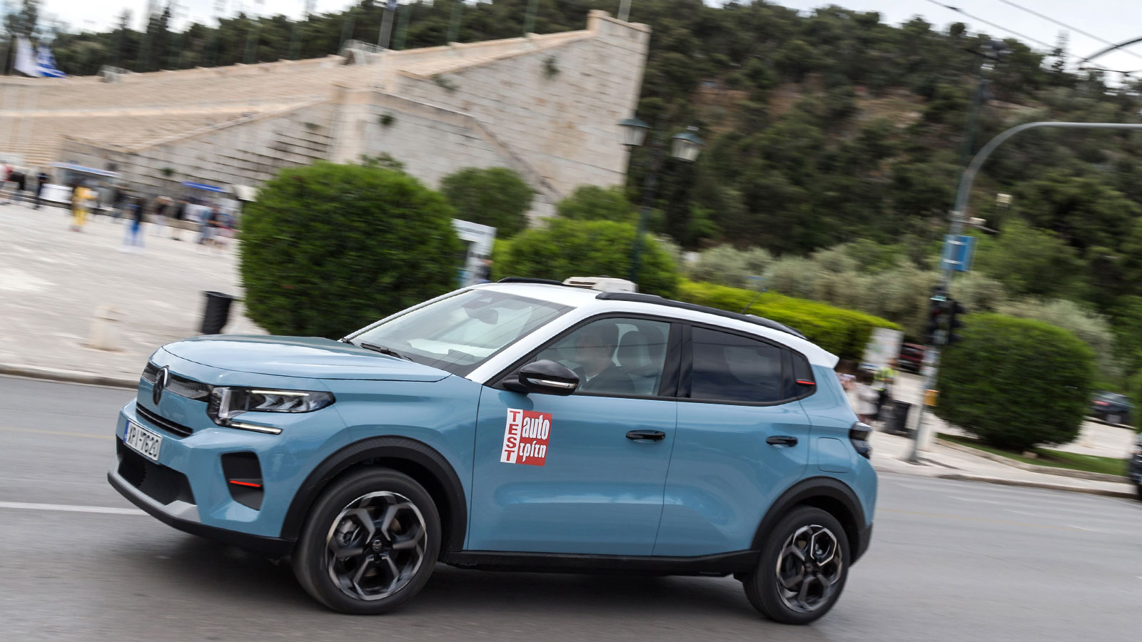 Οι ενδιάμεσες επιταχύνσεις 30-80 σε 5,2 δλ. κυρίως, αλλά και το 60-100 σε 5,8 δλ. αποδείχτηκαν υπεραρκετά να προσπεράσουμε λεωφορεία, πορτοκαλί φανάρι