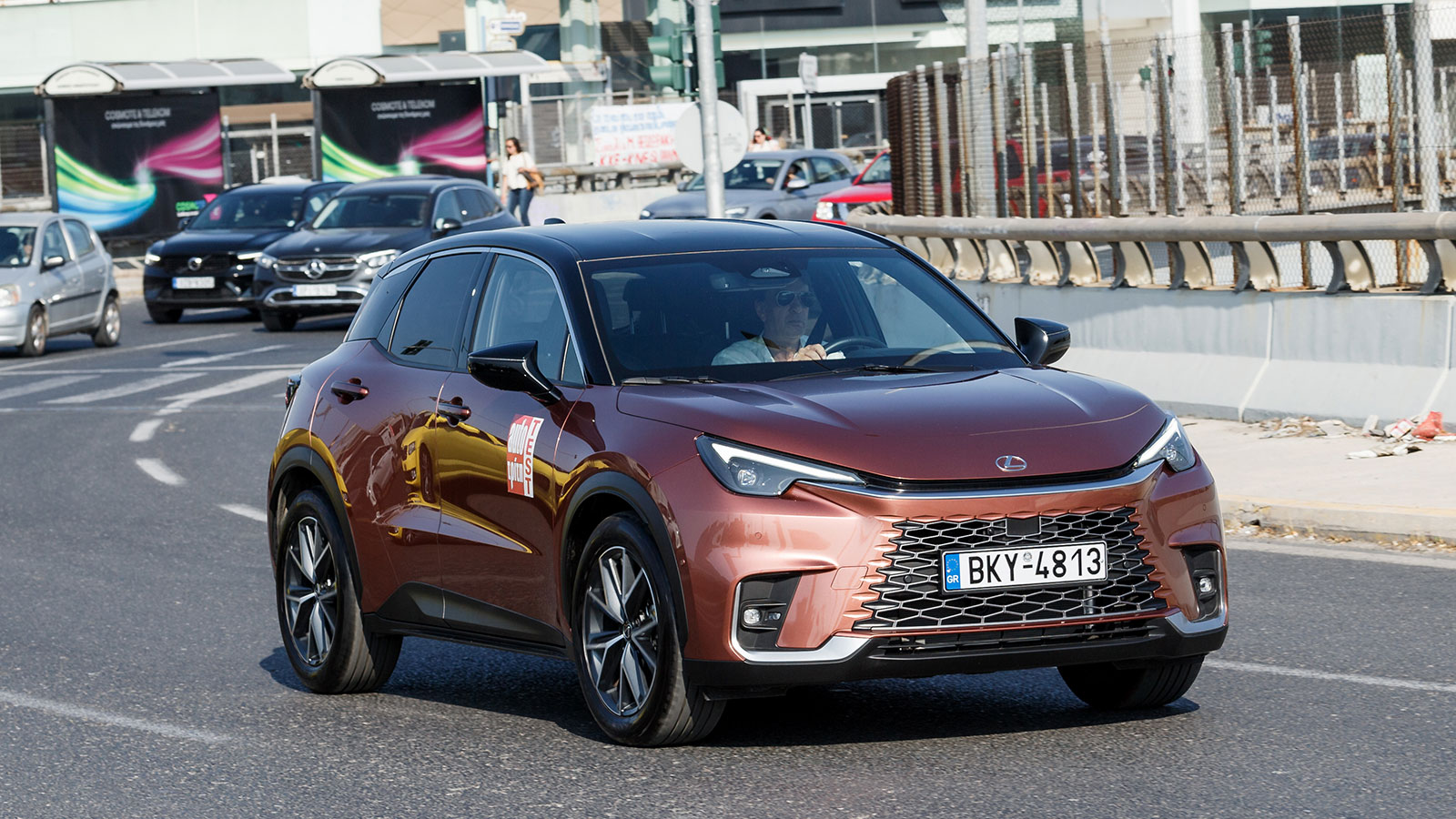 Από τα 1.000 χλμ. τα 700 περίπου ήταν σε αστικό περιβάλλον και τα υπόλοιπα σε επαρχιακό οδικό δίκτυο, ενώ ήταν συνεχής η χρήση του κλιματιστικού.