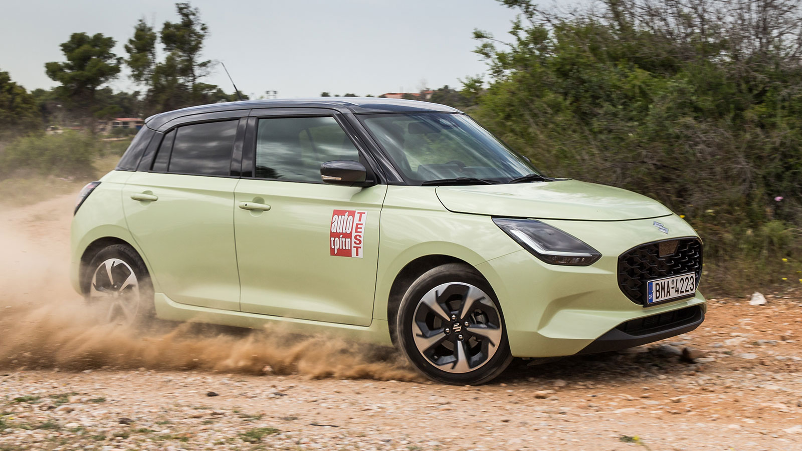 Η μηχανική τετρακίνηση προσφέρει καλύτερο κράτημα και μεγαλύτερη αυτοπεποίθηση σε εδάφη μειωμένης πρόσφυσης.