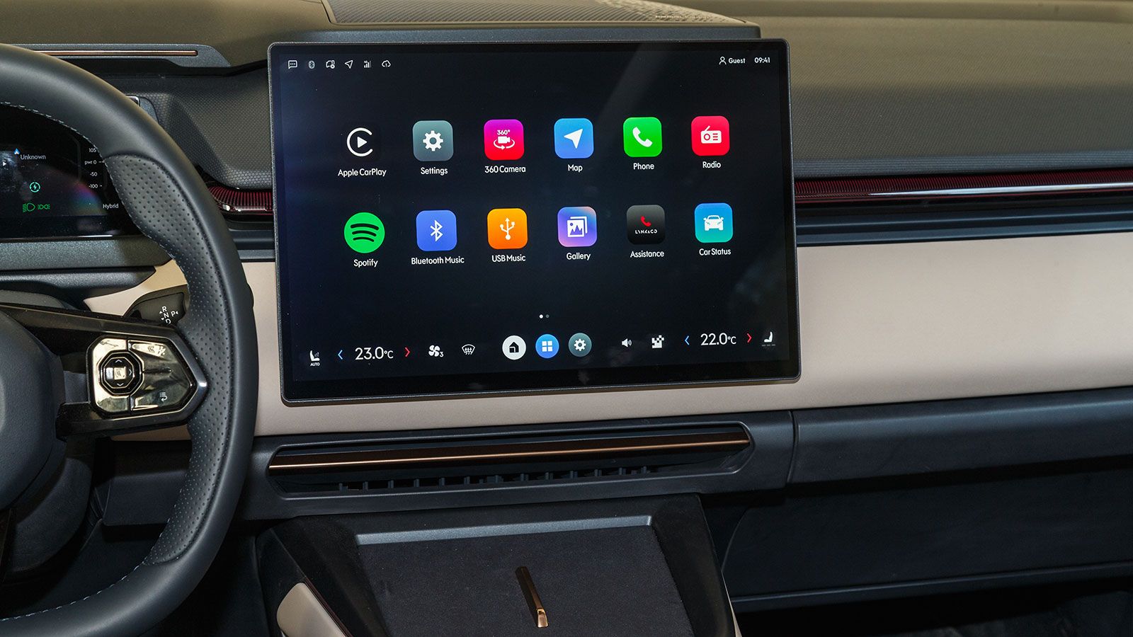 Infotainment σύστημα Lync & Co 08