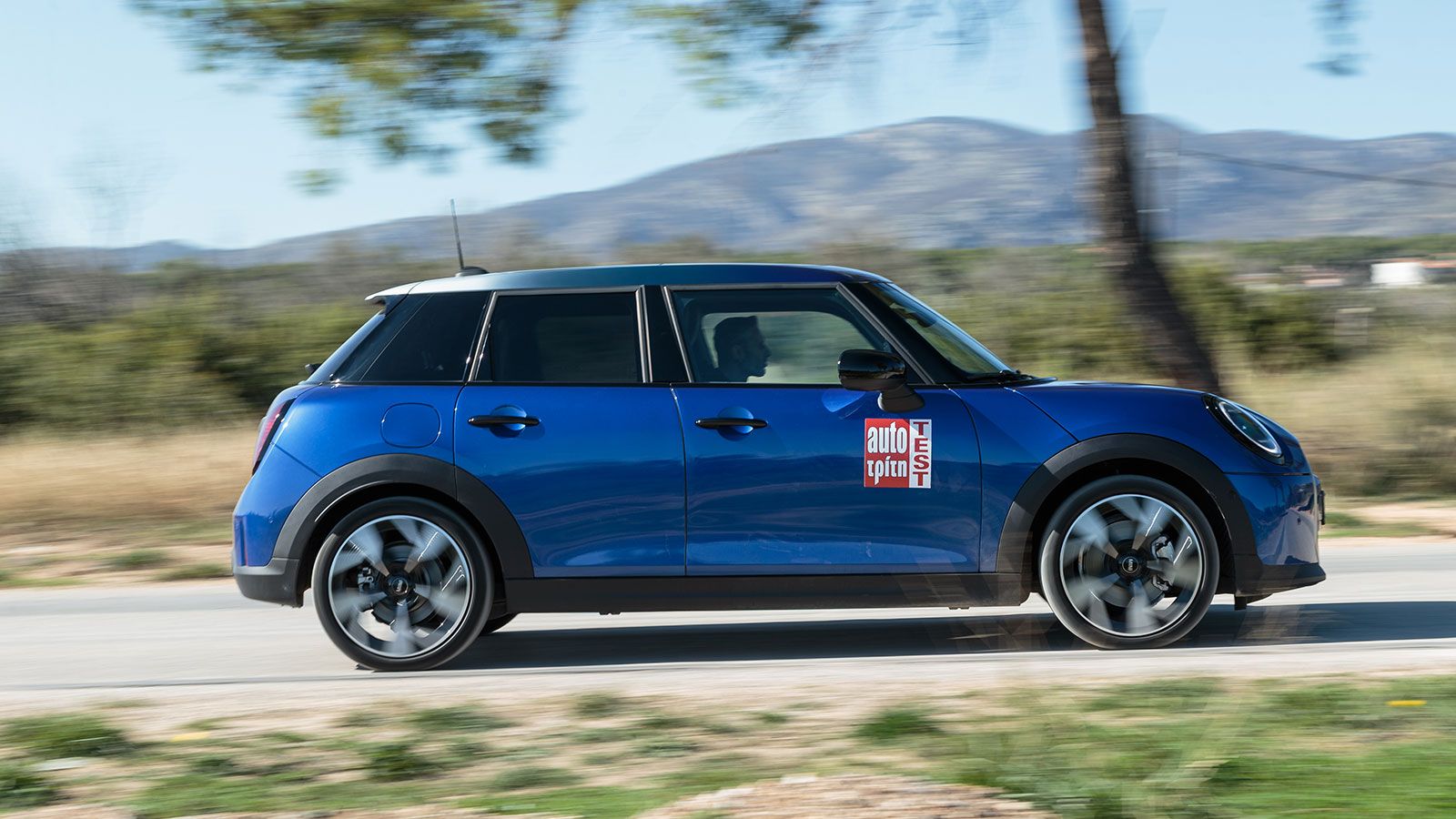 Δοκιμή: MINI Cooper στην 5θυρη έκδοση με 156 άλογα