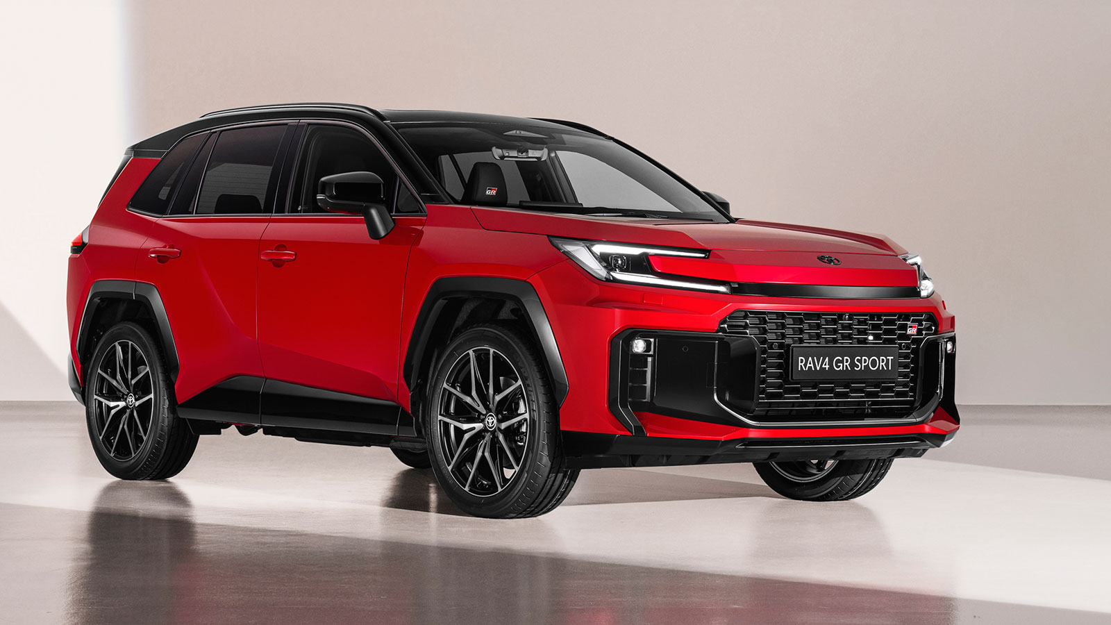Νέο Toyota RAV4: Πιο high-tech με ιπποδυνάμεις έως 304 άλογα