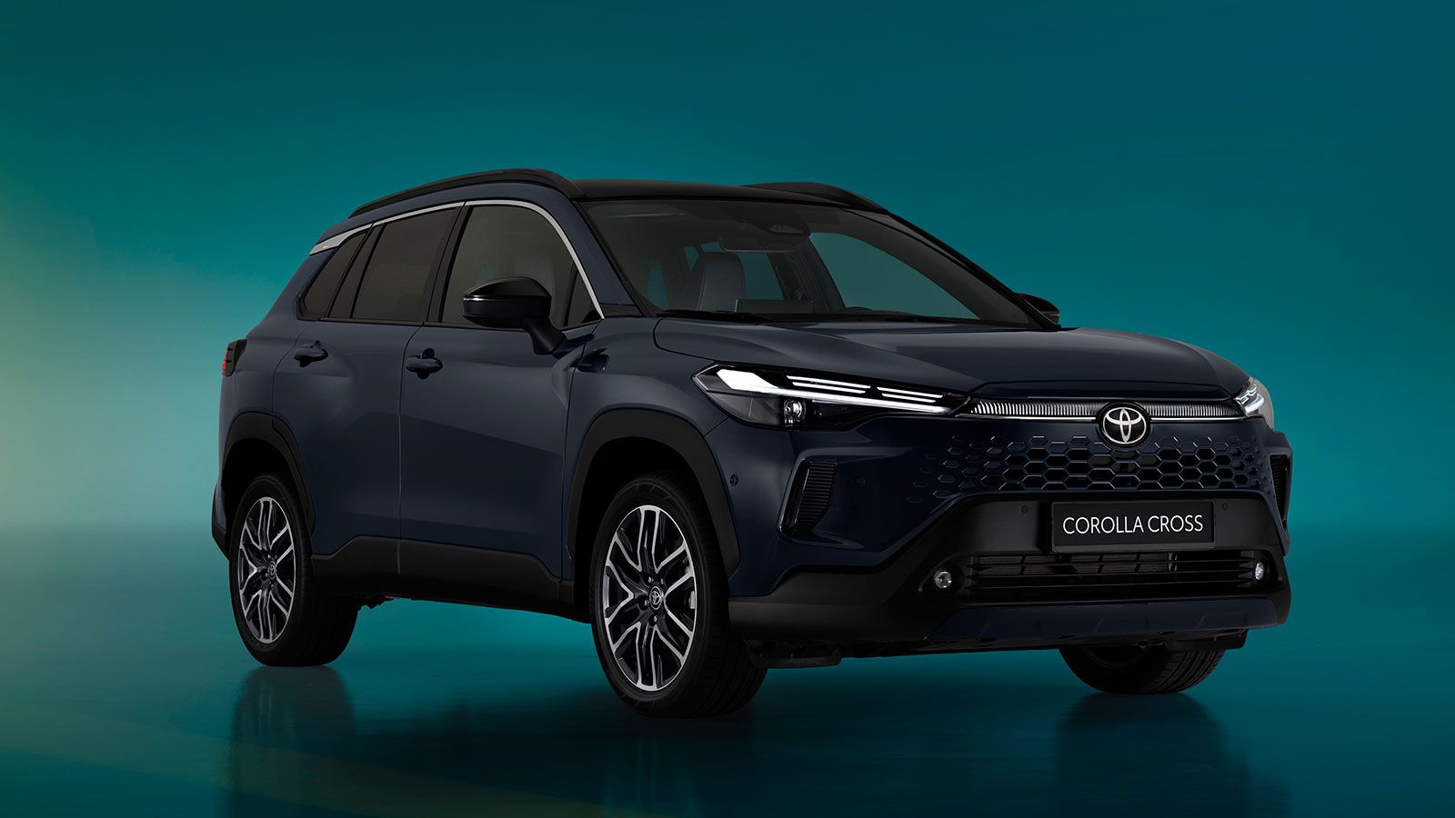 Τόσο το Toyota C-HR όσο και το Corolla Cross αποτελούν τα δύο δυνατά χαρτιά της Toyota στην κατηγορία των οικογενειακών SUV.
