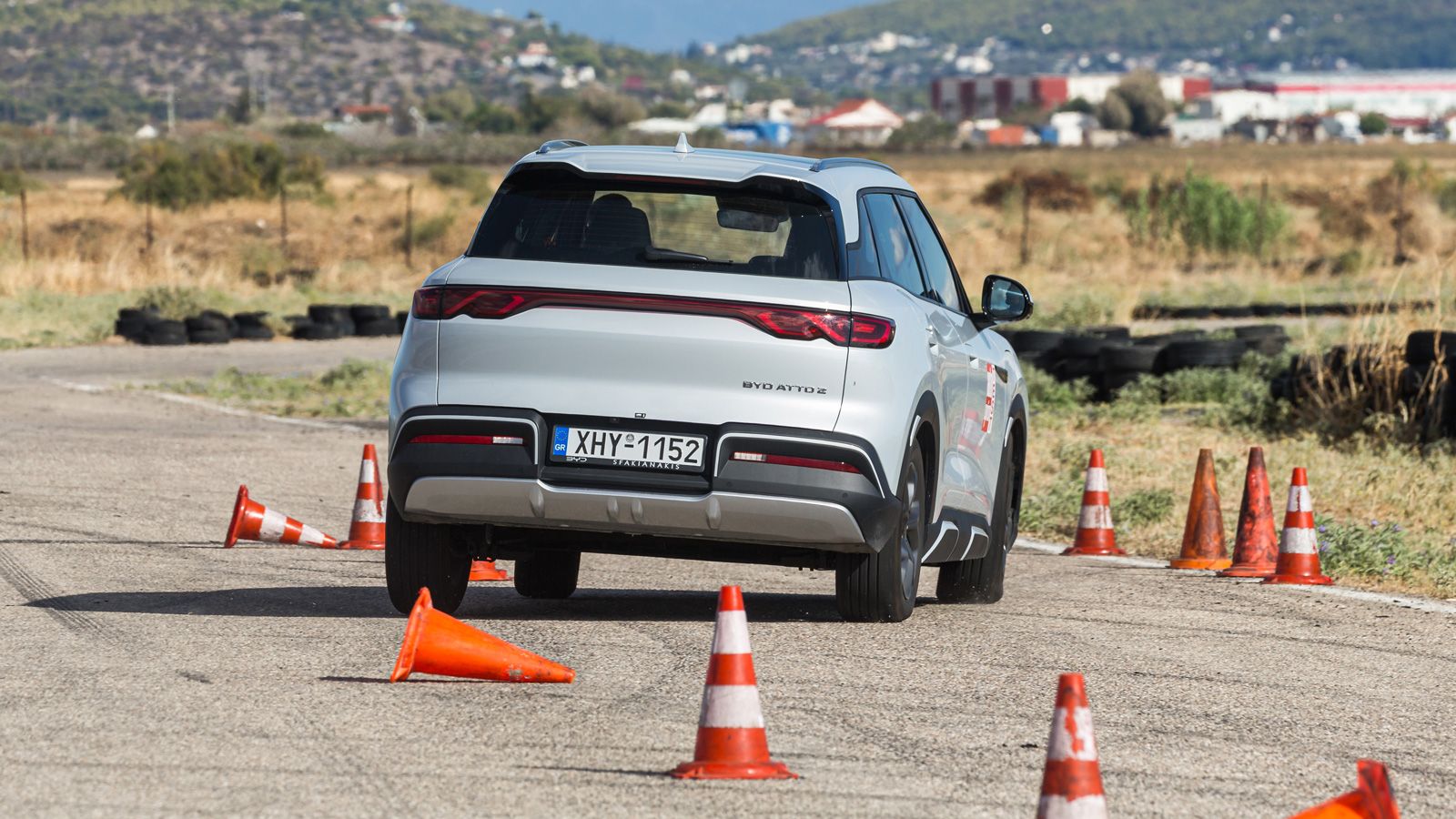To ηλεκτρικό BYD Atto 2 στο Elk Test -Ούτε ενθουσίασε, ούτε απογοήτευσε 