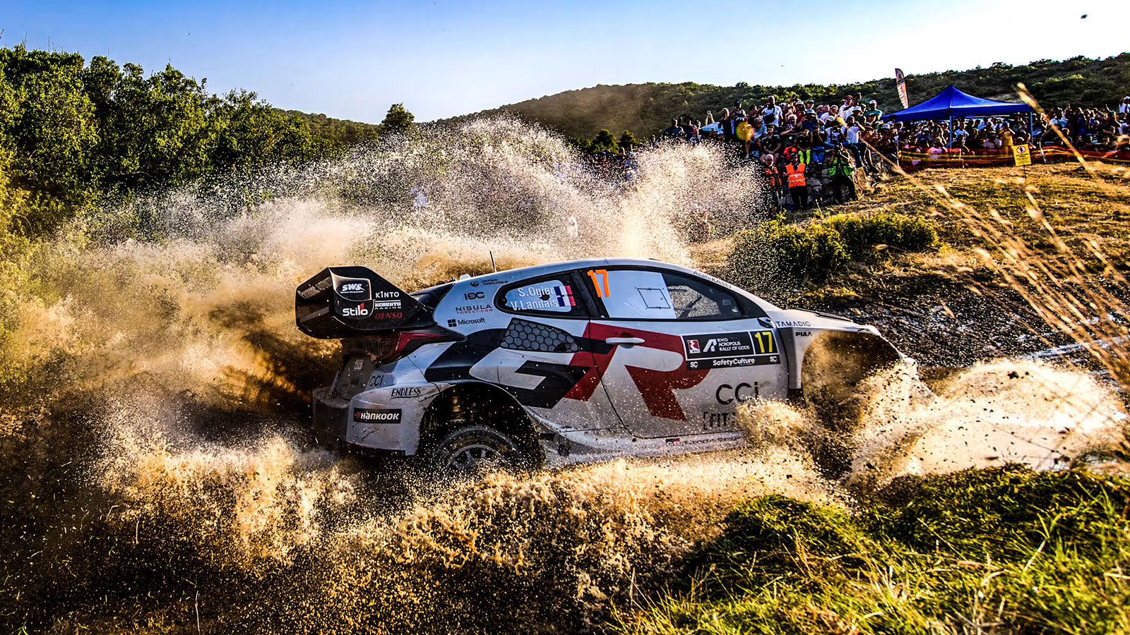 ΕΚΟ Ράλλυ Ακρόπολις 2025: Κυρίαρχος ο Tanak