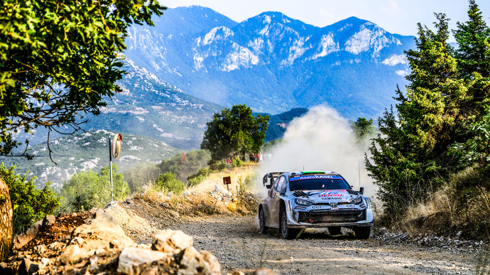 ΕΚΟ Ράλλυ Ακρόπολις 2025: Δραματικό φινάλε με νικητή τον Tanak