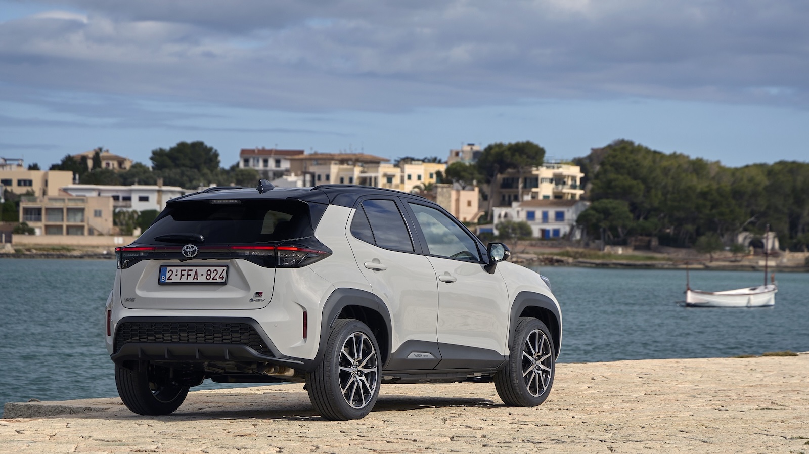 Από το Toyota Prius στο Yaris Cross: Πώς τα υβριδικά έγιναν Νο1 στην Ελλάδα!