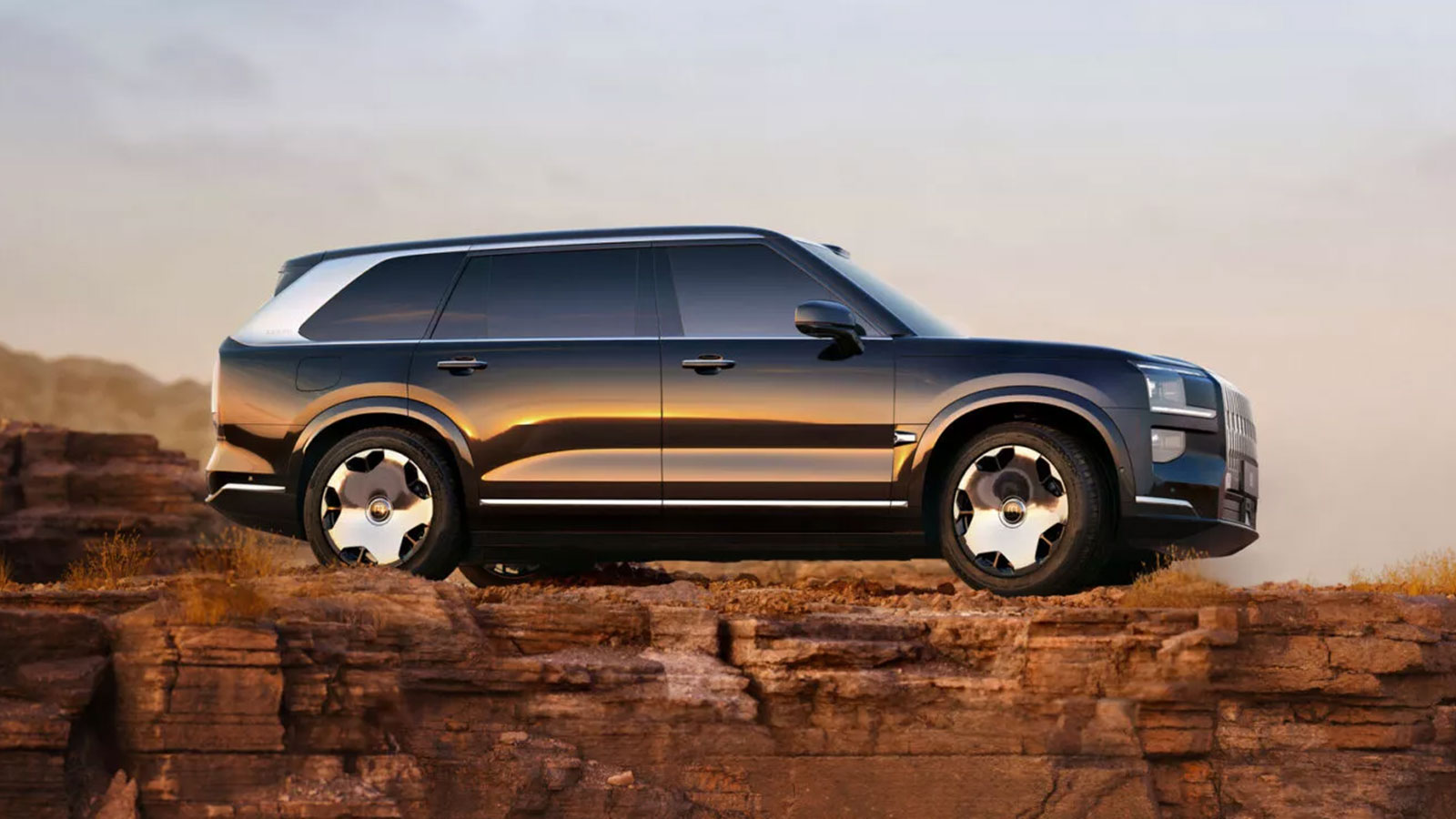 Zeekr 9X: Το κινεζικό SUV που αντιγράφει τη Rolls-Royce
