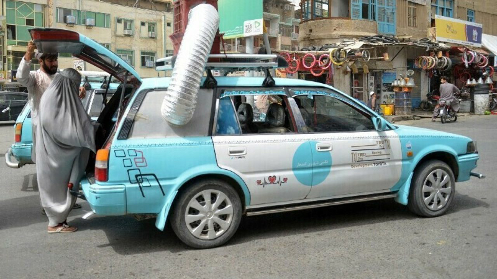 Ταξιτζήδες στο Αφγανιστάν έφτιαξαν χειροποίητο aircondition με 40 ευρώ