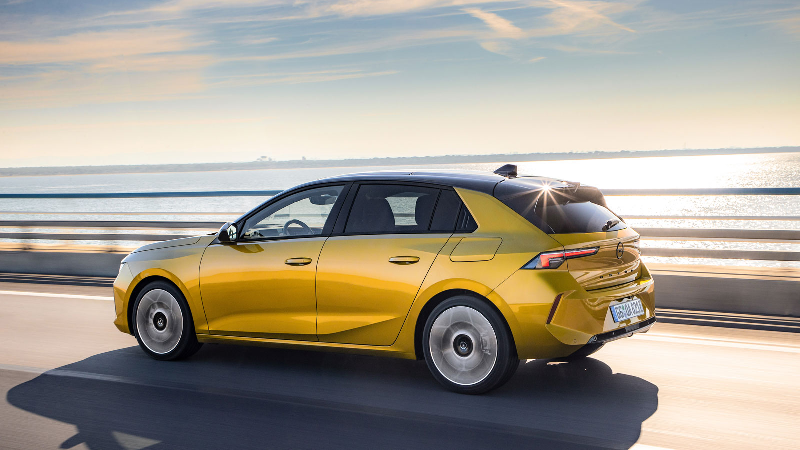Βελτιωμένο Plug-in Opel Astra -Περισσότερα άλογα, μεγαλύτερη αυτονομία | autotriti.gr