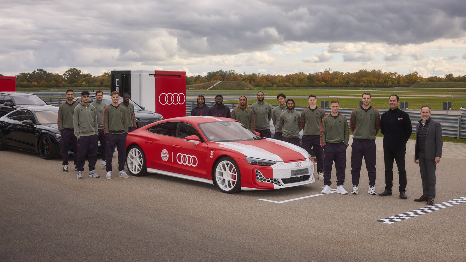 FC Bayern & Audi: Παράδοση νέων εταιρικών ηλεκτρικών και Plug‑in υβριδικών στους παίκτες