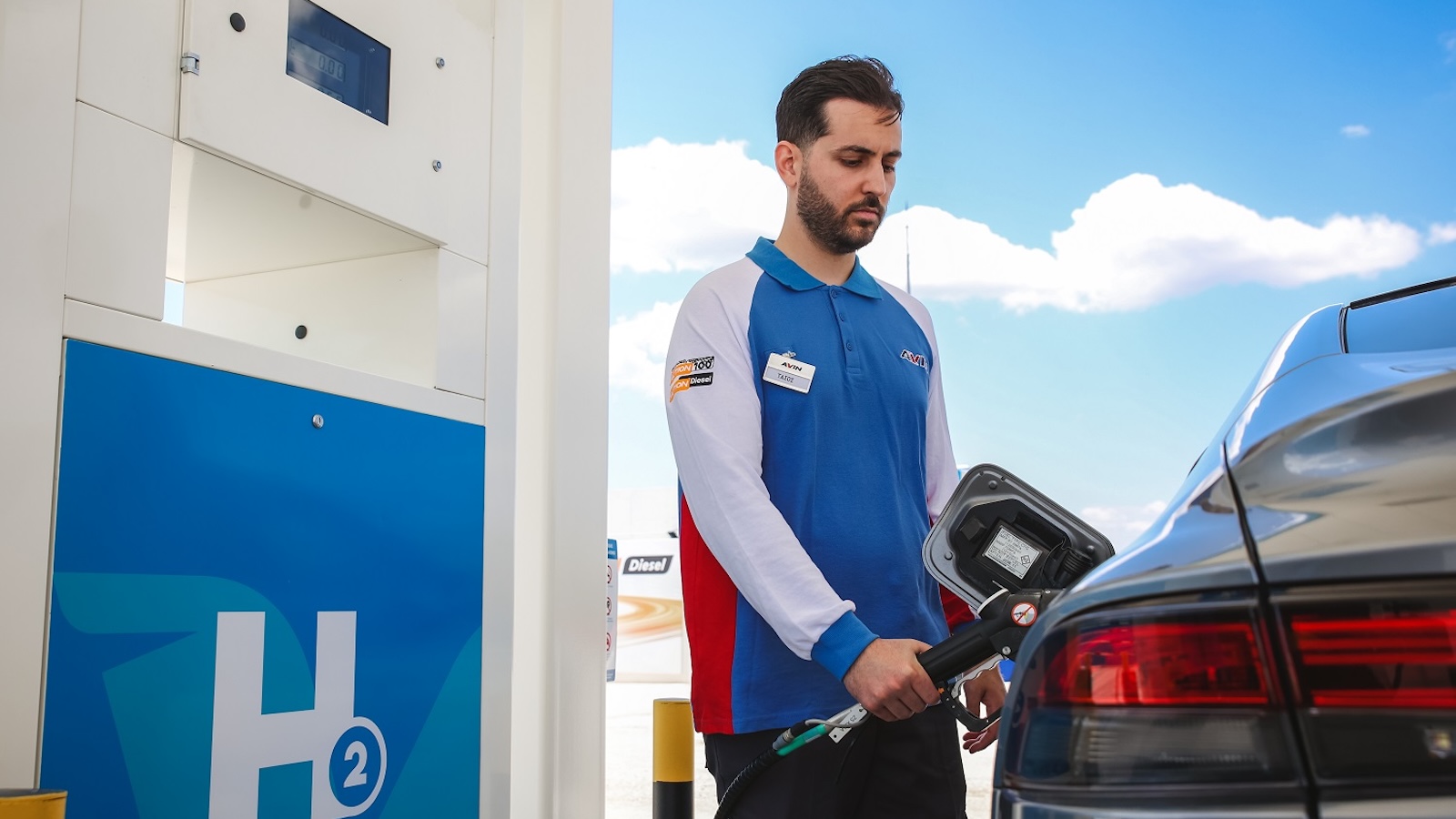 Η εποχή του υδρογόνου ξεκινά στην Ελλάδα: Η Motor Oil άνοιξε το πρώτο πρατήριο υδρογόνου
| autotriti.gr