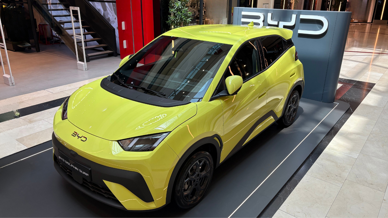 Το νέο BYD Dolphin Surf βρίσκεται στο Golden Hall