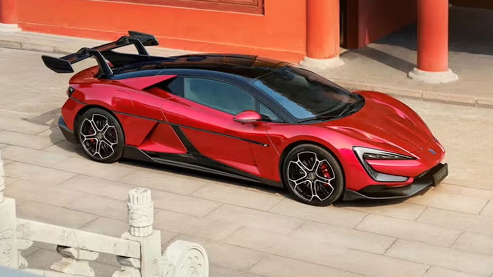 Κίνα: Νέος νόμος περιορίζει την επιτάχυνση των αυτοκινήτων!