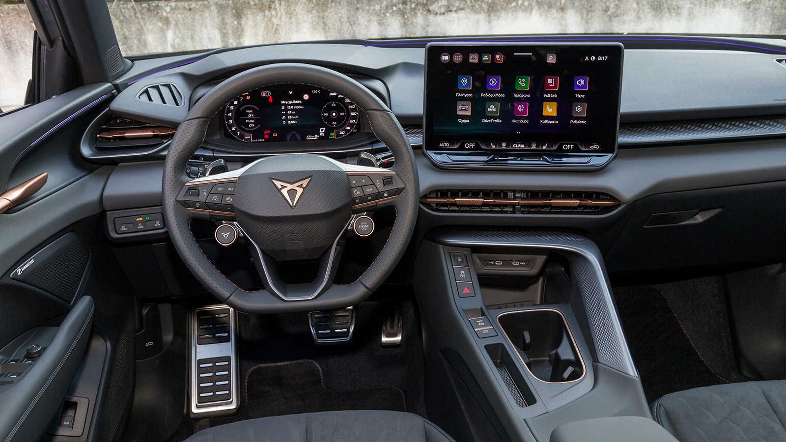 Ματιά από τη θέση οδήγησης του Terramar.