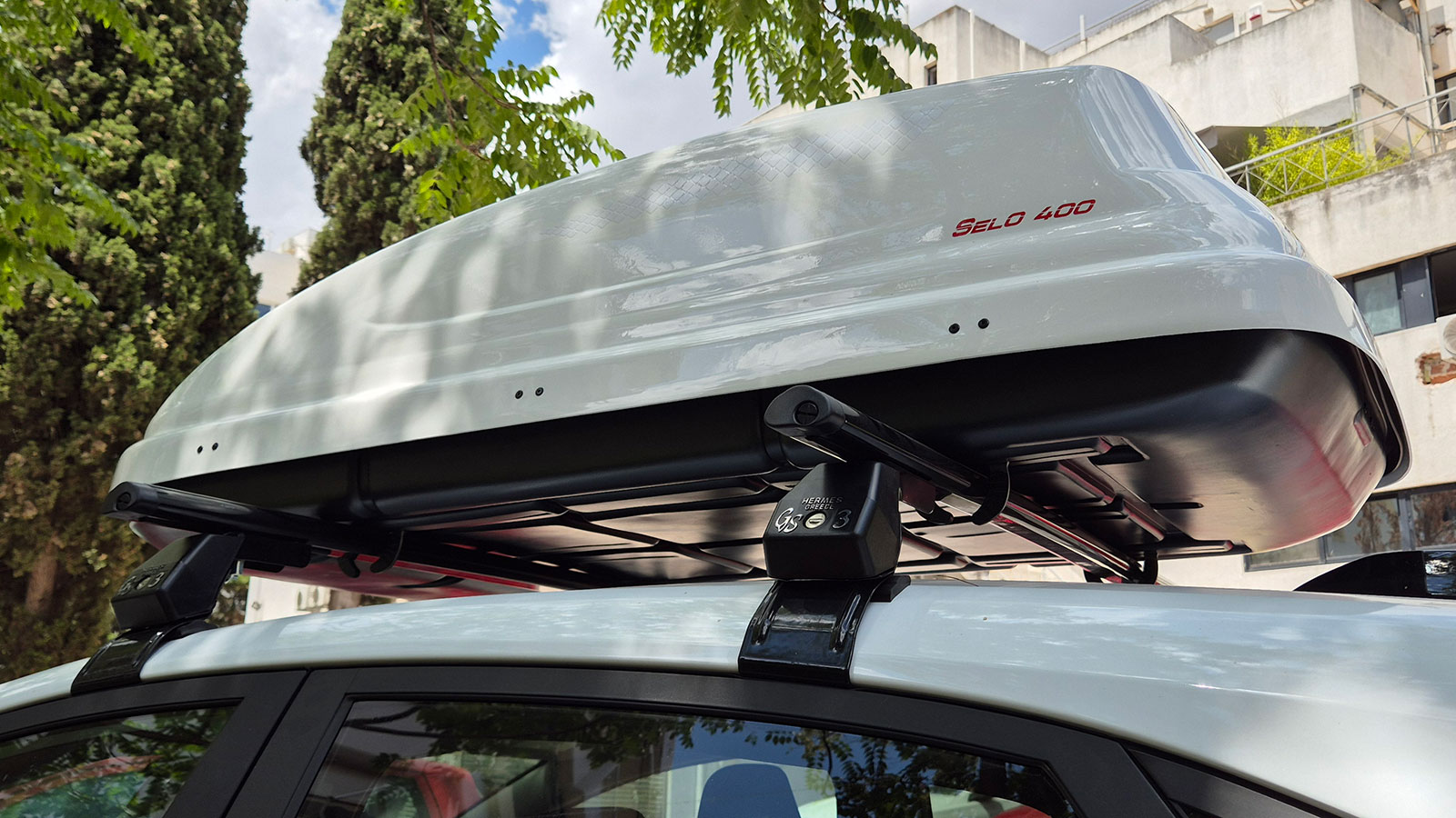 Δοκιμή: Μπαγκαζιέρα Hermes Selo (400 λτ.) - Πρακτική και premium σε εμφάνιση