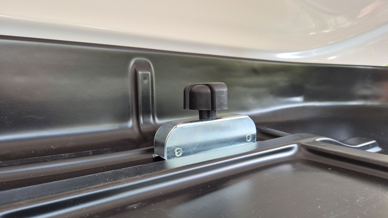 Δοκιμή: Μπαγκαζιέρα Hermes Selo (400 λτ.) - Πρακτική και premium σε εμφάνιση