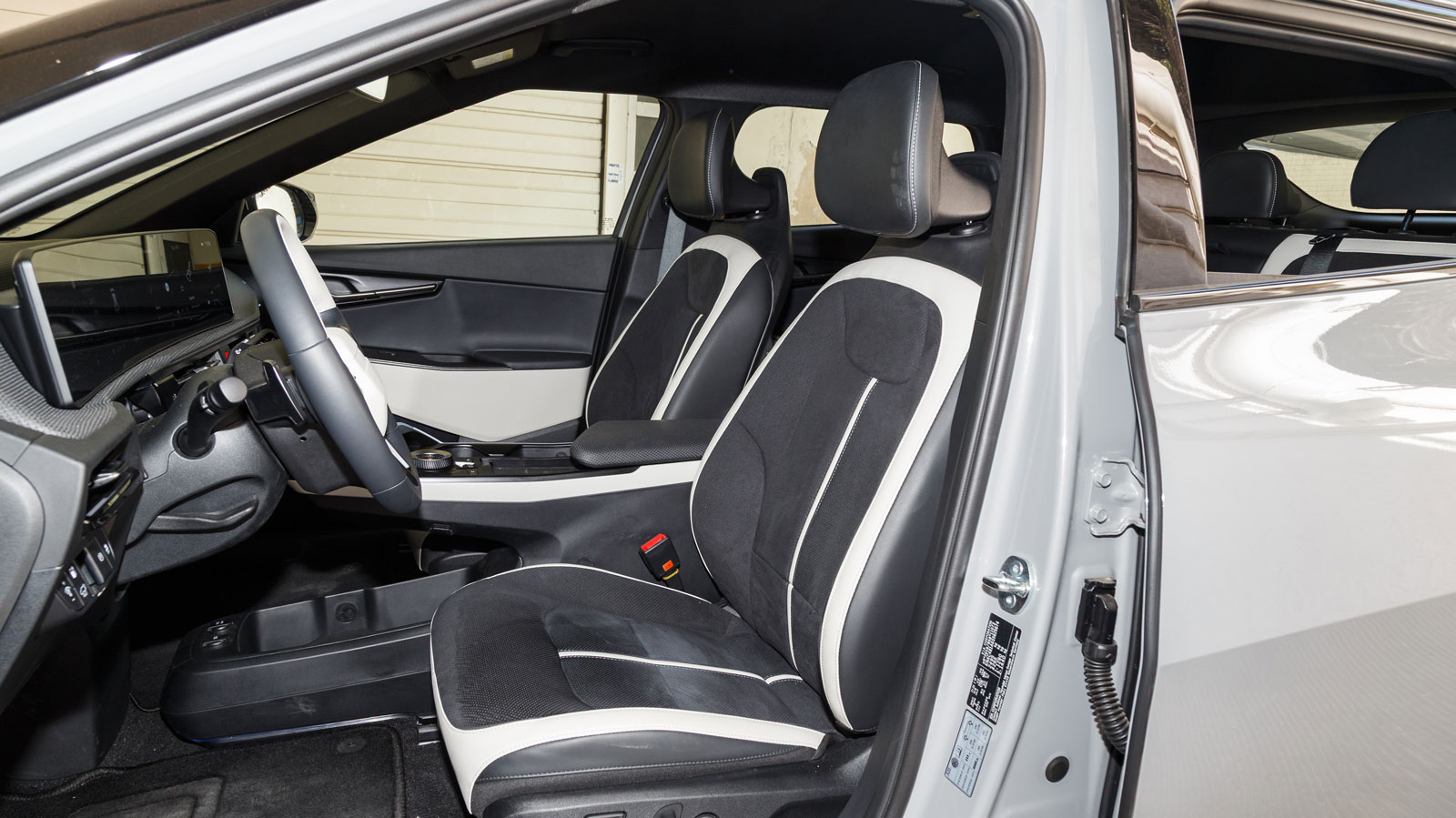 Δοκιμή: Ανανεωμένο Kia EV6 229 PS RWD 84 kWh - Κέρδισε αυτονομία και στυλ