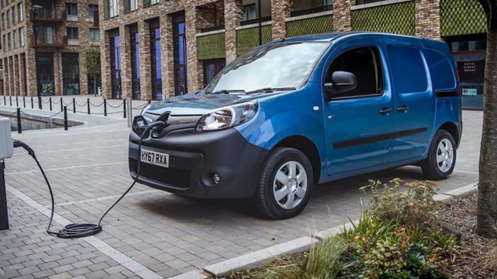 Έρχονται νέες επιδοτήσεις για Ηλεκτρικά Οχήματα σε μικρές επιχειρήσεις & ευάλωτα νοικοκυριά – Ποιοι ωφελούνται;