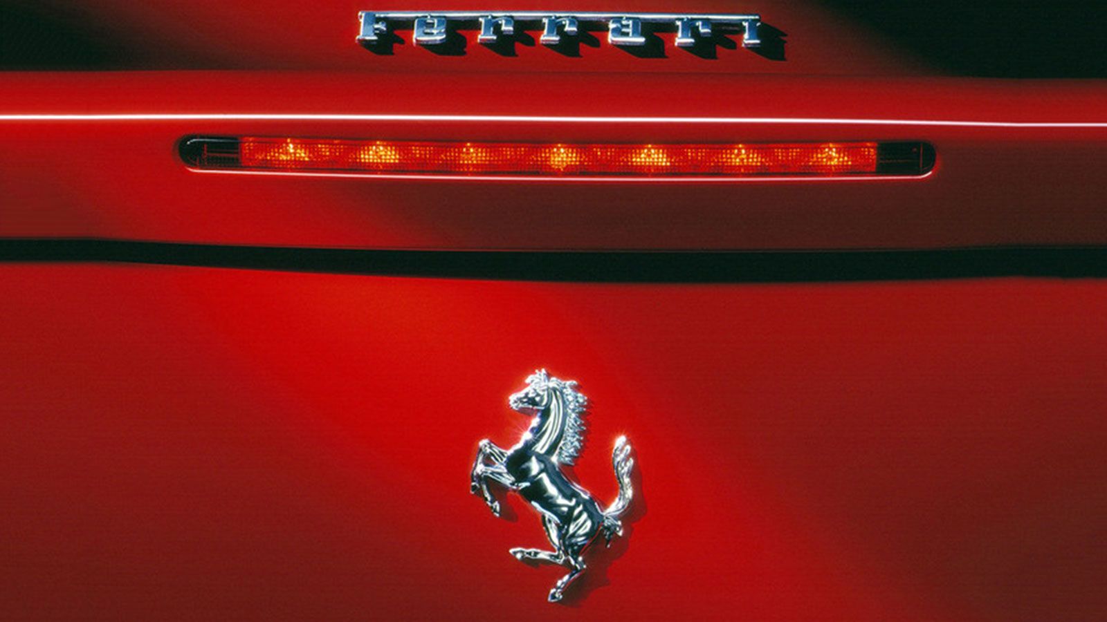 Ιδού η περιβόητη Ferrari του Μαγειρία - Ποιο μοντέλο είναι & πόσο κοστίζει;