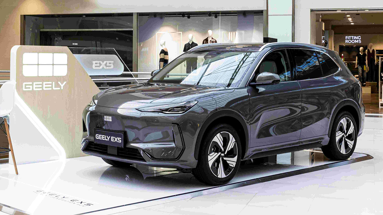 Το Geely EX5 δίνει δυναμικό παρών στο The Mall Athens 