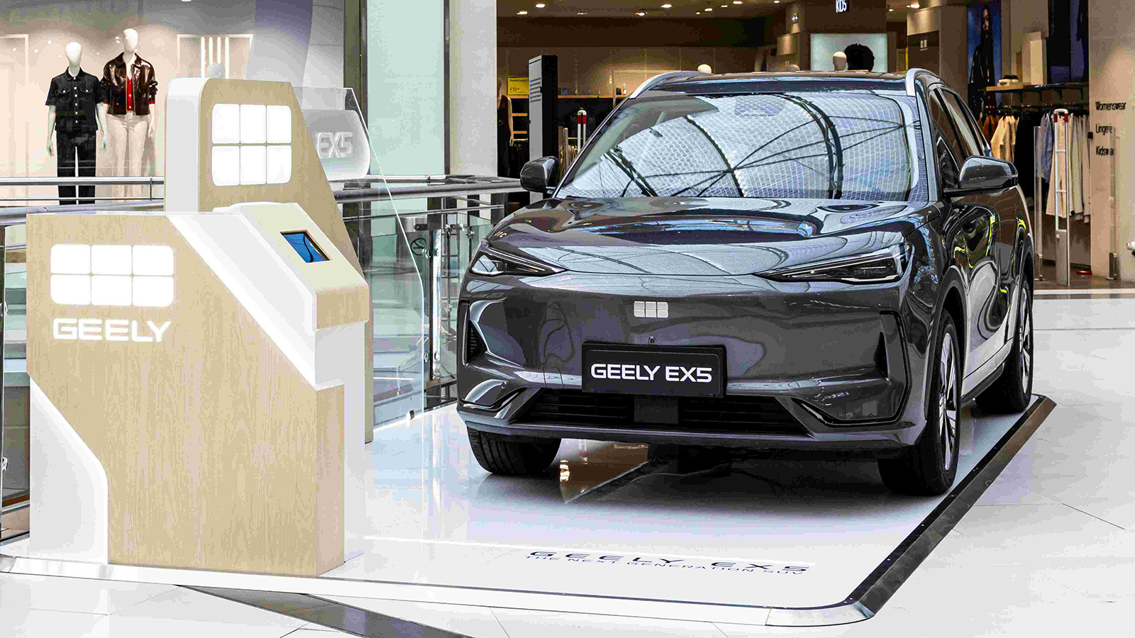 Το Geely EX5 δίνει δυναμικό παρών στο The Mall Athens 