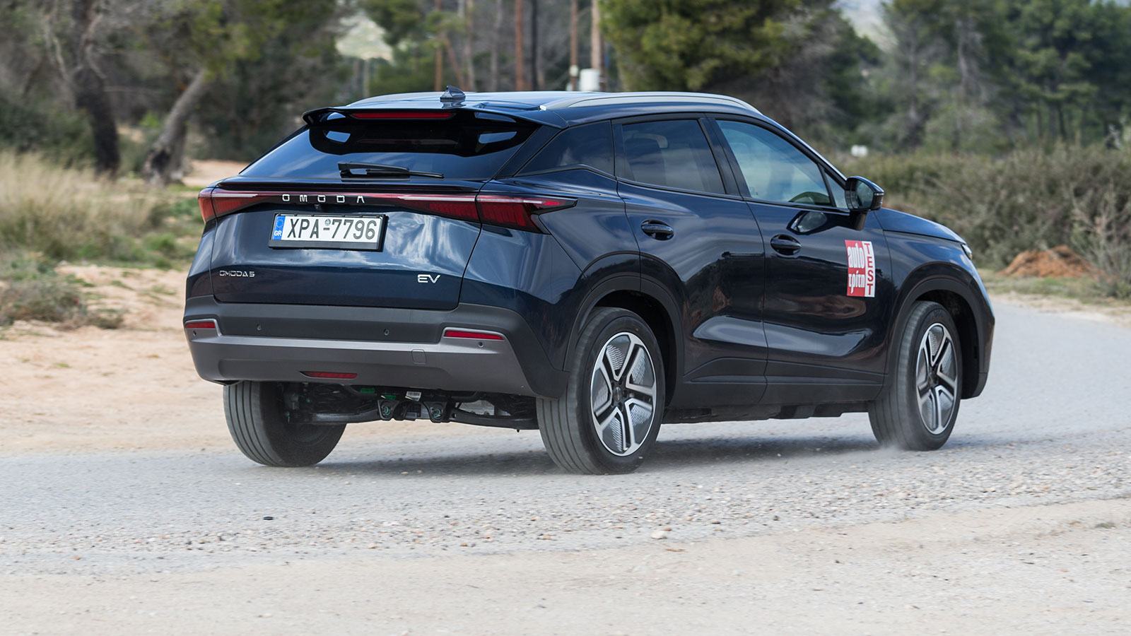Με τιμή από 27.500 ευρώ και υπερπλήρη εξοπλισμό, το Omoda 5 αποτελεί μια από τις πιο value for money προτάσεις της κατηγορίας των οικογενειακών SUV σή