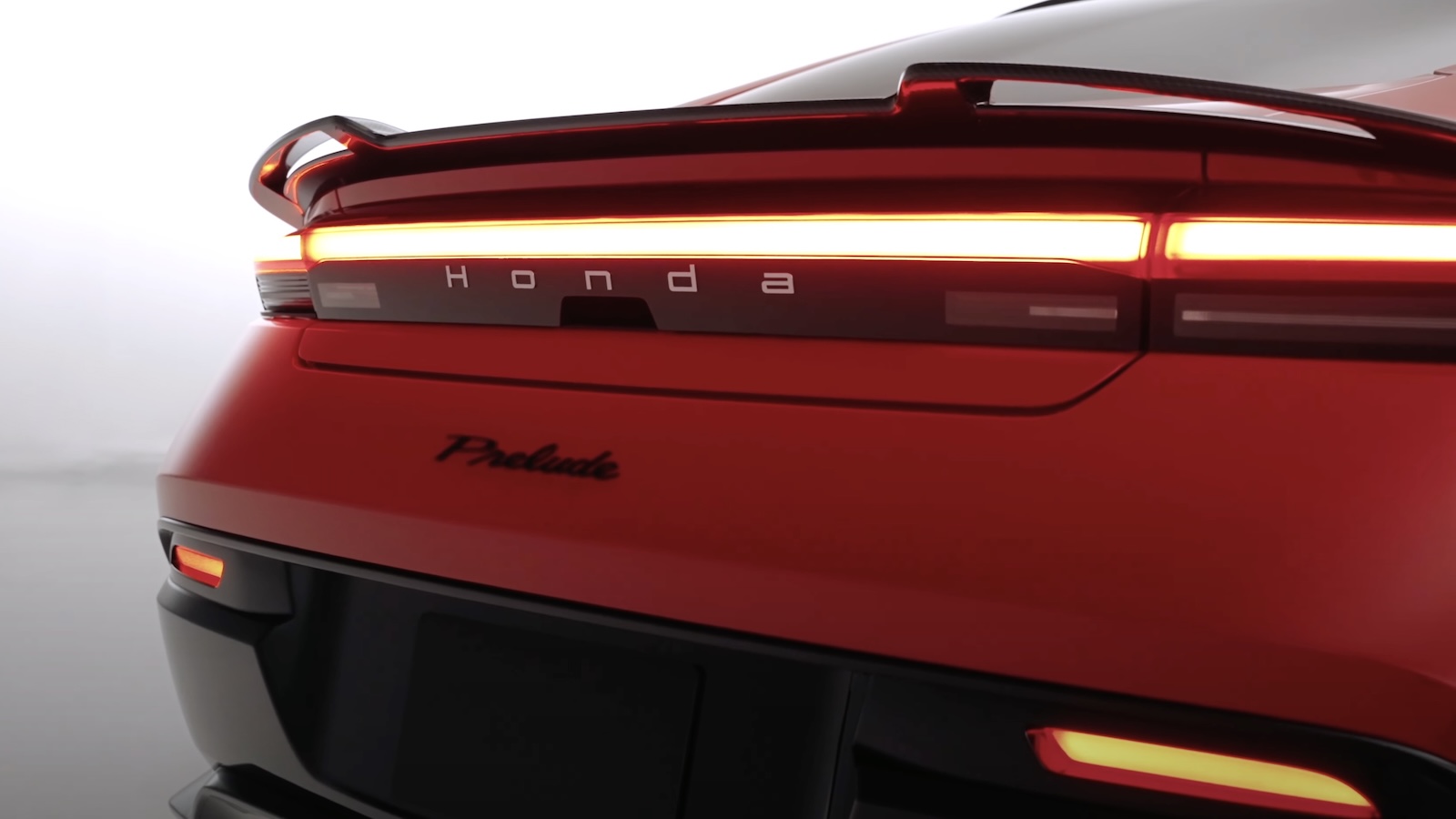 Το Coupe τελείωμα ξύπνησε αναμνήσεις της «χρυσής εποχής» των 80s και 90s.