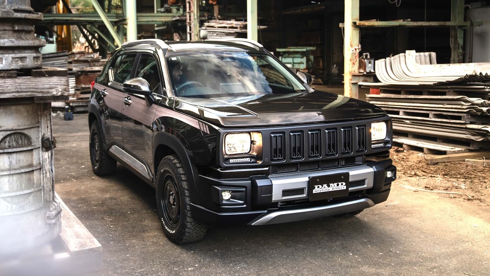 Κι όμως είναι Honda και ας μοιάζει με Jeep Cherokee των 90s